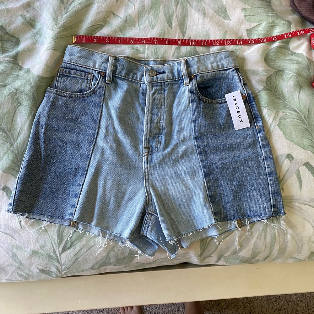 PACSUN NWT high rise Icon shorts